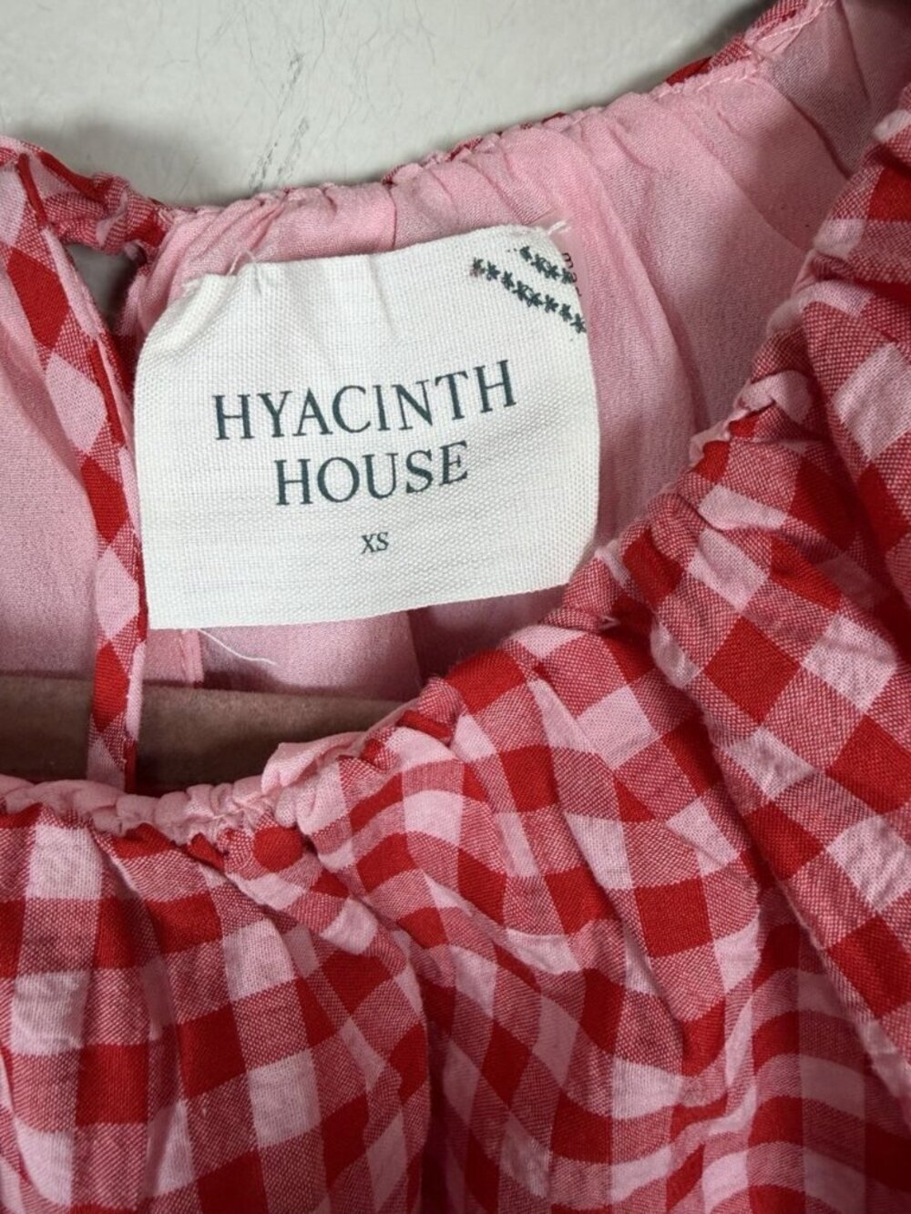 Hyacinth House Hadly Blouse Size XS Gingham Red White Puff Sleeve Seersucker NWT - Picture 4 of 8